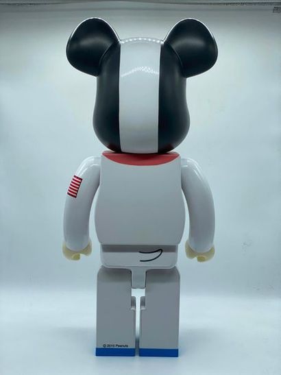 Be@rbrick Be@rbrick 

PEANUTS Astronaut Snoopy 1000%, 2015 



Figurine en vinyle...