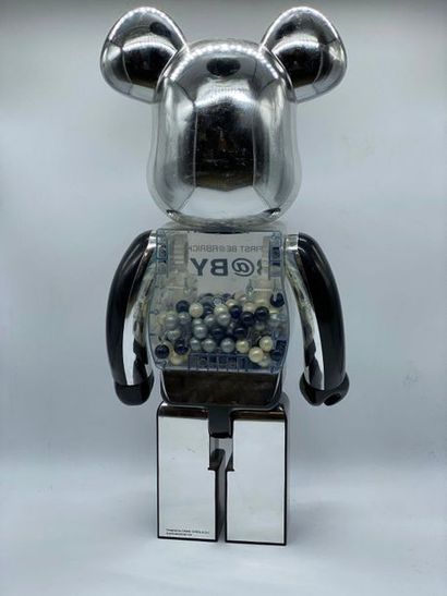 Be@rbrick Be@rbrick 

B@by "My First Be@rbrick" 1000% (Noir et Argent), 2010 



Figurine...