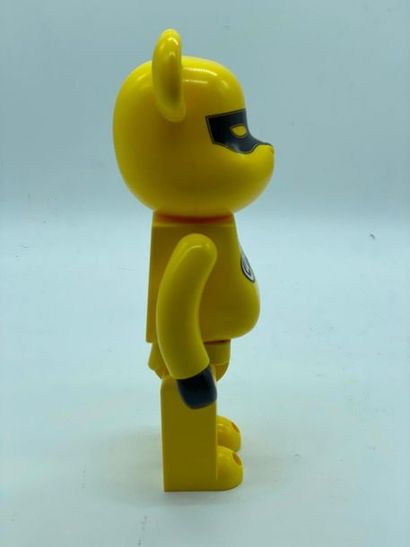 Be@rbrick Be@rbrick 

D-Mo (Yellow) 400%, 2005



Figurine en vinyle peint 

Empreinte...