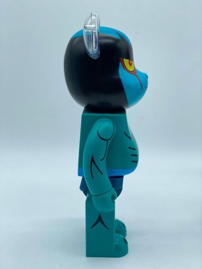 Be@rbrick Be@rbrick 

Devilman 400%, 2014



Figurine en vinyle peint 

Empreinte...