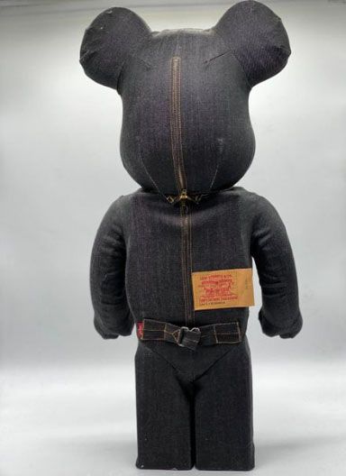 Be@rbrick Levi’s Blue 1000%, 2010 

Painted cast vinyl

With original packaging covered...