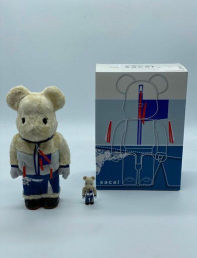 Be@rbrick SACAI 400% + 100%, 2017 

Painted cast vinyl and polyester

With original...