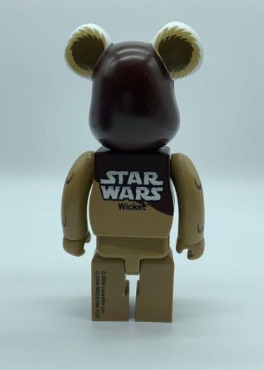 Be@rbrick Star Wars wicket 400%, 2006 

Figurine en vinyle peint

Empreinte sous...