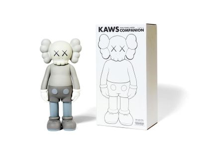 KAWS (Américain, né en 1974) Five Years Later Companion (Grey), 2004 Figurine en...