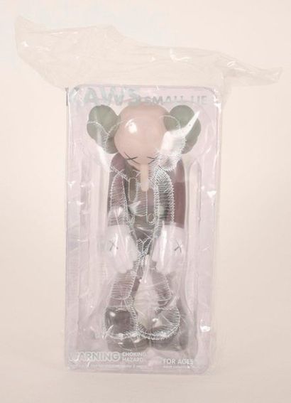 KAWS (Américain, né en 1974) SMALL LIE (Brown), 2017 

Figurine en vinyle peint 

Open...