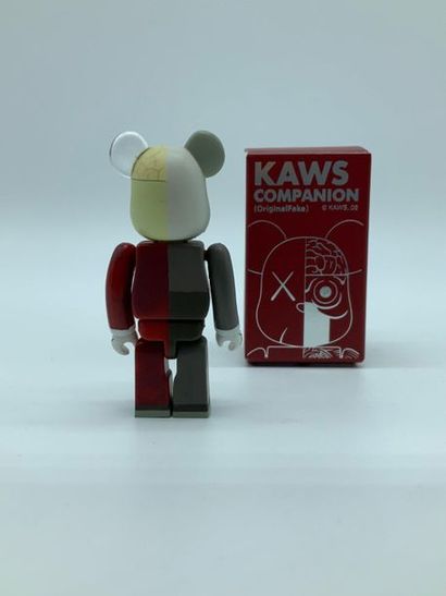 KAWS (Américain, né en 1974) Bearbrick Dissected Companion 100% (Brown), 2008 Figurine...