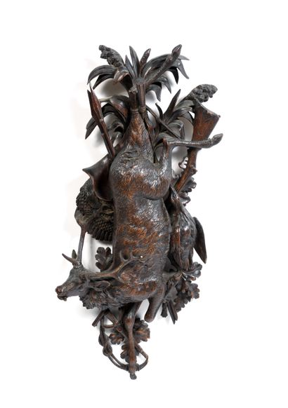 null Paire de nature morte au cerf

Bois sculpté,

73 × 28 cm chaque