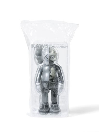KAWS (Américain né en 1974) Painted cast vinyl.

Stamped under the feet.

Open edition.

In...