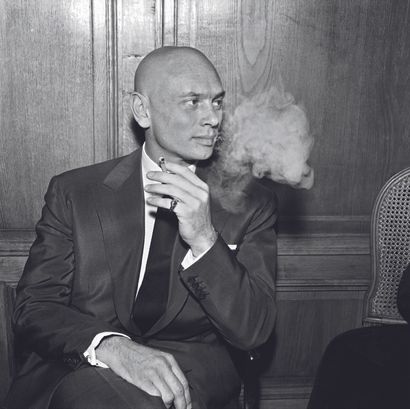 AFP AFP

Actor Yul Brynner gives an interview to

journalists on February 20th, 1958,...