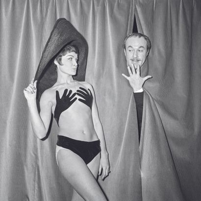 AFP AFP

French fashion designer Jacques Esterel presents

the swimsuit “Hand up”...