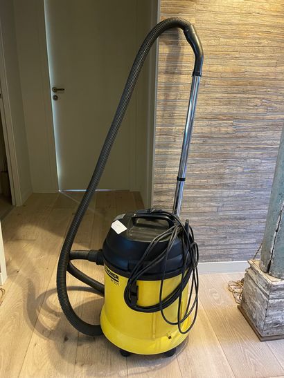 null Karcher NT27/1 vacuum cleaner