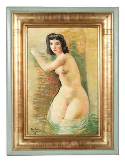 Moïse KISLING (1891-1953) MOÏSE KISLING (1891-1953) 
Bather, 1946 
Oil on canvas,...
