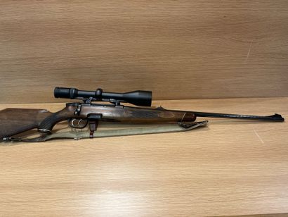 null ØCarabine Steyr Mannlicher calibre 300 win mag - N° 149796, équipée d’une

lunette...