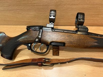 null ØCarabine Steyr Mannlicher calibre 7 x 64, N° 228155, équipée d’un montage

pivotant

Arme...