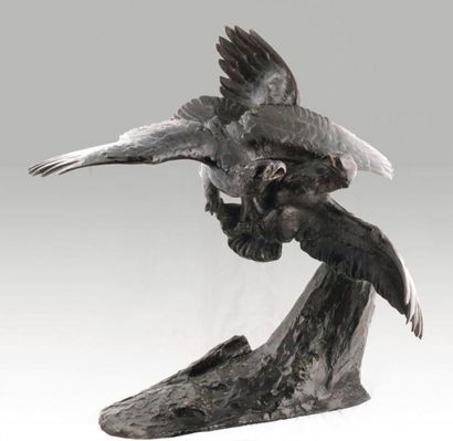 Maximilien Louis FIOT (1886-1953) Le Combat des aigles Cire perdue, bronze à patine...
