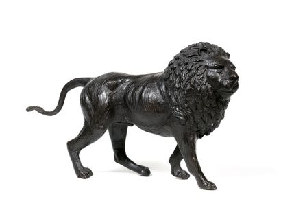 null ÉCOLE DU XXE

Lion qui marche

Sculpture en bronze à patine brune