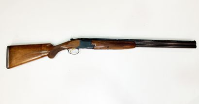 null Ø fusil Superposé Browning B25 calibre 12/70 (n°96057 S8). Canons lisses de

67...