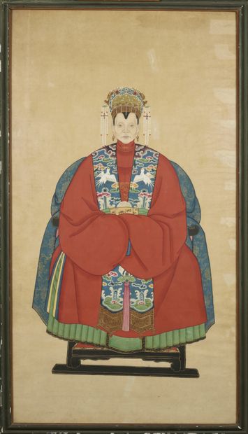 null Portrait d’ancêtre féminin en robe rouge
Chine., circa XIXe siècle
Encre et...