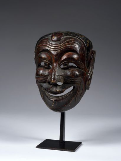 null Masque de théâtre Nuo
figurant un moine bouddhiste souriant
Chine du Sud-Ouest,...