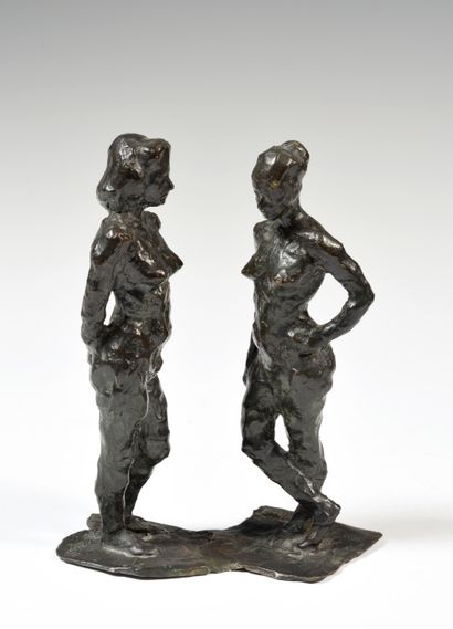 XXe XXe
Couple
Sculpture en bronze signé et numéroté 4/4
17 x 14 x 7 cm