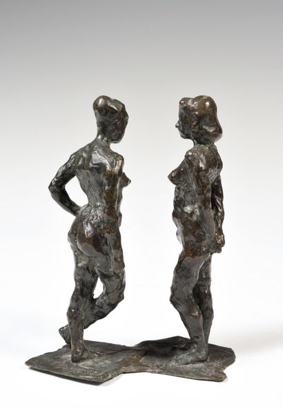 XXe XXe
Couple
Sculpture en bronze signé et numéroté 4/4
17 x 14 x 7 cm