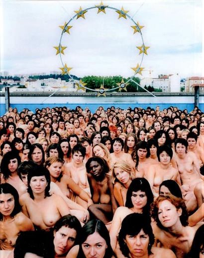 SPENCER TUNICK (Américain, né en 1967) France 3 (Biennale de Lyon)
Cibachrome sous...