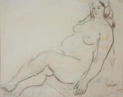 LATAPIE Louis (1891-1972) 
Femme nu
Fusain sur papier, signé en bas à droite
41 x...