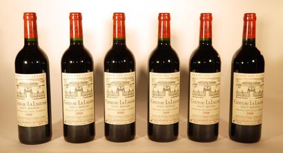 null 12 bouteilles


CHÂTEAU LA LAGUNE 1996


GCC 3 Haut-Médoc


(CBO ) état parfait...