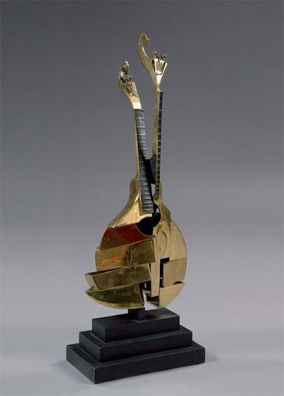 ARMAN FERNANDEZ 1928-2005 Le violon découpé Sculpture en bronze doré signée et numérotée...