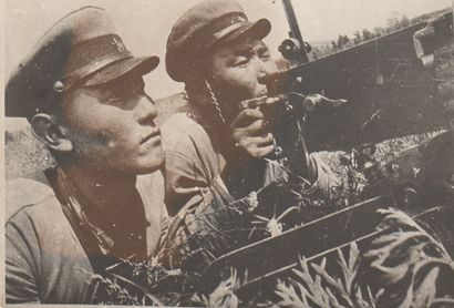 DAVID SHULKIN DAVID SHULKIN

Soldats armés, 1934.

Tirage argentique d'époque daté...
