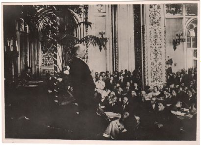 VIKTOR BULLA 1883-1944 VIKTOR BULLA 1883-1944

Discours de Lénine au 3e Congrès de...