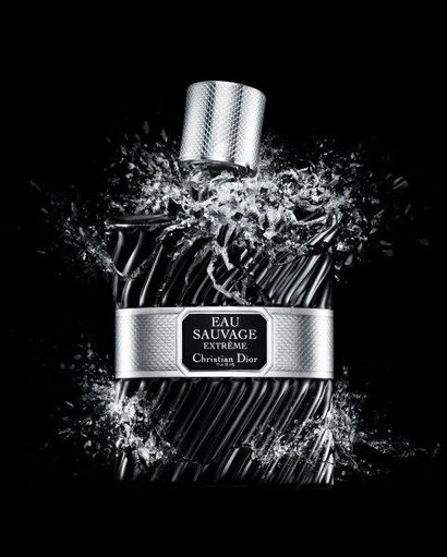 DANIEL LINDH DANIEL LINDH
"Dior Eau Sauvage", 2010.
Tirage couleur, signé.
60 x 40...