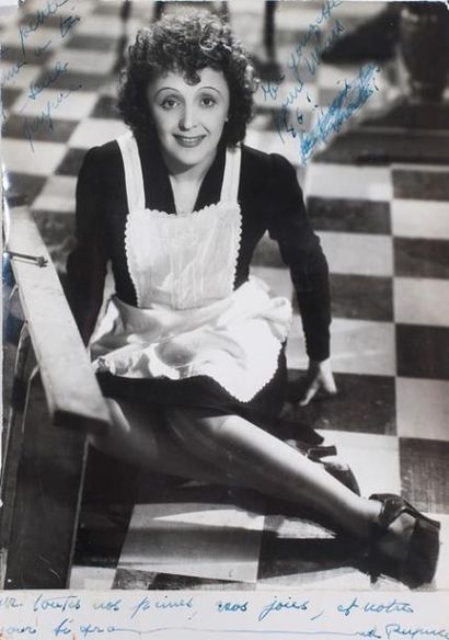 null Edith Piaf
Deux tirages noir et blanc
Un portrait d’Edith Piaf dédicacé en haut
«Ce...