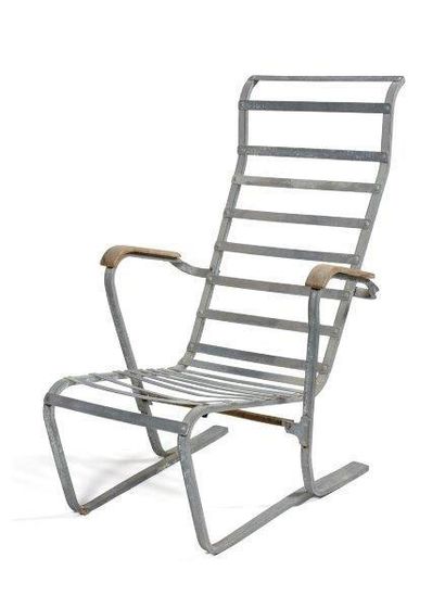 Marcel BREUER Stylclair - vers 1932 
Rare fauteuil à haut dossier à structure en...