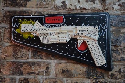 LISTER Anthony ( Australien né en 1979) 
Loser Pistol – Black Edition, 2015
Sculpture,...