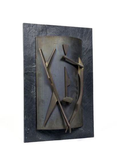 Robert FACHARD (né en 1921) SANS TITRE, 1960

Relief en métal

35 × 23 × 6 cm

Provenance...