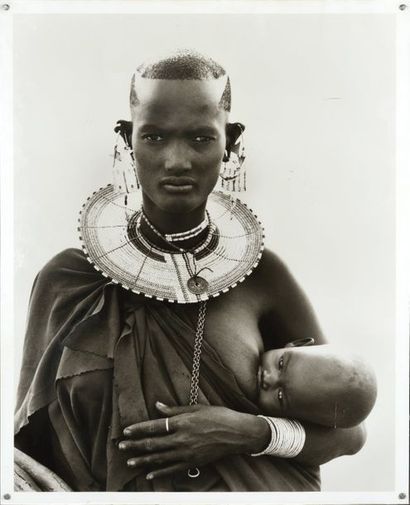 Herb Ritts (1952-2002) MASAI WOMAN & CHILD AFRICA, 1993

Tirage argentique sur papier,...
