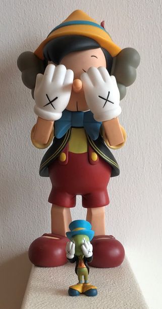 KAWS (né en 1974) KAWS (né en 1974)

Pinocchio & Jiminy Cricket, 2010

Figurines...