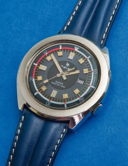 LIP (Super Nautic - Ski / Réf 42634), vers 1972 La plus imposante des montres de...