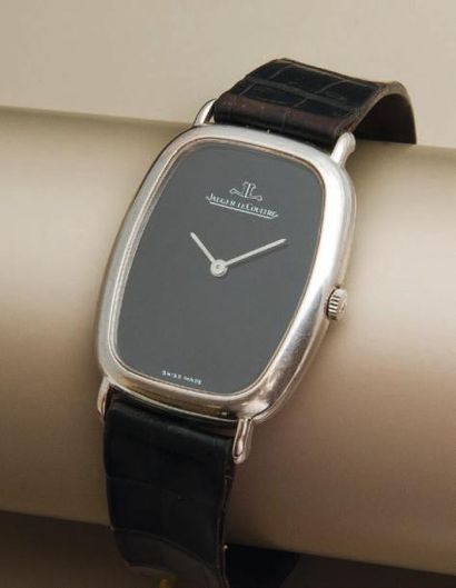 JAEGER-LeCOULTRE (Rectangle Oval / Or gris), vers 1970