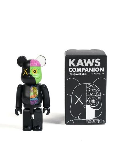 KAWS (Américain, né en 1974) Bearbrick Dissected 100% (Noir), 2010

Figurine en vinyle...