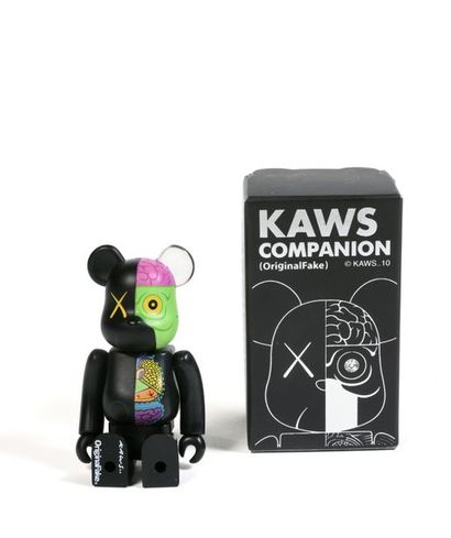 KAWS (Américain, né en 1974) Bearbrick Dissected 100% (Noir), 2010

Figurine en vinyle...