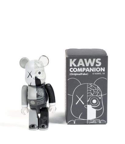 KAWS (Américain, né en 1974) Bearbrick Dissected 100% (Gris), 2008

Figurine en vinyle...