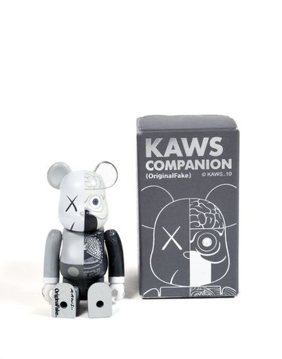 KAWS (Américain, né en 1974) Bearbrick Dissected 100% (Gris), 2008

Figurine en vinyle...