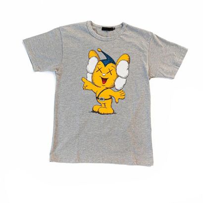 KAWS (né en 1974) ORIGINALFAKE JPP


TEE SHIRT, 2012


Tee-shirt en taille 2


Tee-shirt...