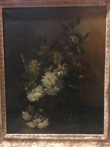 null Nature morte aux chrysanthèmes.
Huile sur toile.
66 x 54 cm.
Accidents.