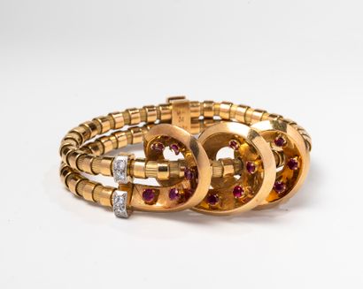 null Retro bracelet in gold 750°/°° and platinum with two rows of flexible links...