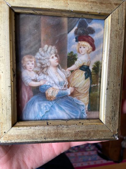 null Jane comtesse de Harrington et ses enfants

Miniature d'après Reynolds 

10...