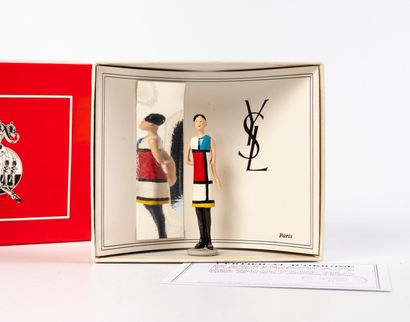 null 
PIXI / POLIAKOFF

Mode : Haute couture

Yves Saint Laurent Mondrian 1965 (1987)

Référence...