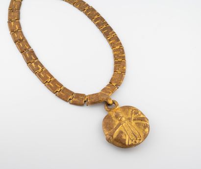 null LINE VAUTRIN
Collier draperie Saint Nicolas en bronze doré constitué d'une chaîne...